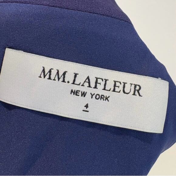 MM Lafleur Niko Dress Dark Blue
Sheath Faux Wrap Knee Length, Size 4 - Picture 10 of 14